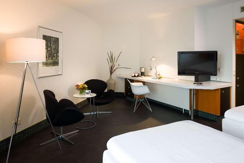 Dorint Kongresshotel Düsseldorf/Neuss image 1