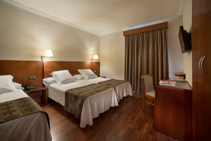 Ibis Styles Figueres Ronda image 2
