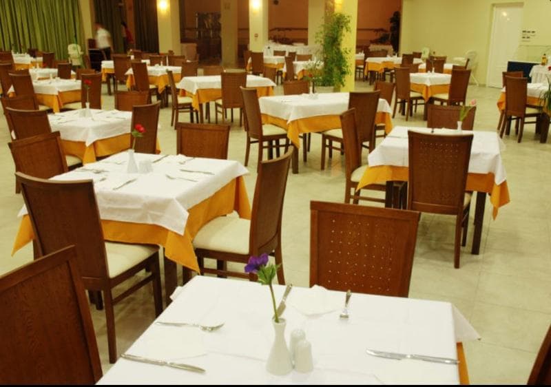Majestic Hotel & Spa image 1