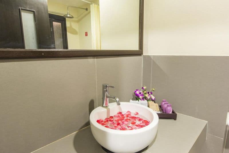 Phuvaree Resort Phuket image 2