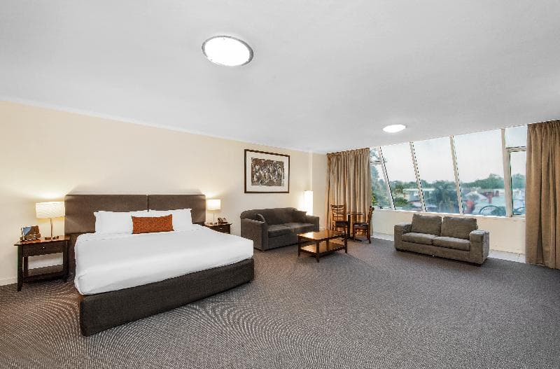 Comfort Hotel Adelaide Meridien image 2