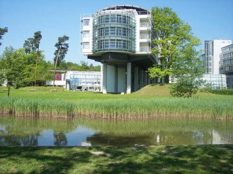 Kongresshotel Potsdam am Templiner See image 2
