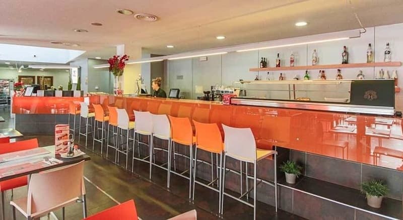 H2 Fuenlabrada image 2