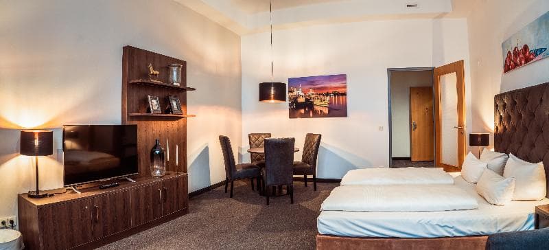 Neumarkt Aparthotel image 1