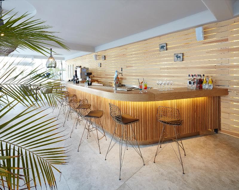 Lalila Blue Suites image 2