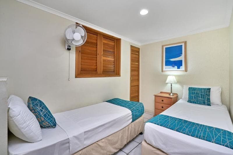 Comfort Inn & Suites Trinity Beach Club image 2
