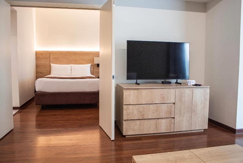 Clarion Suites Guatemala City image 2