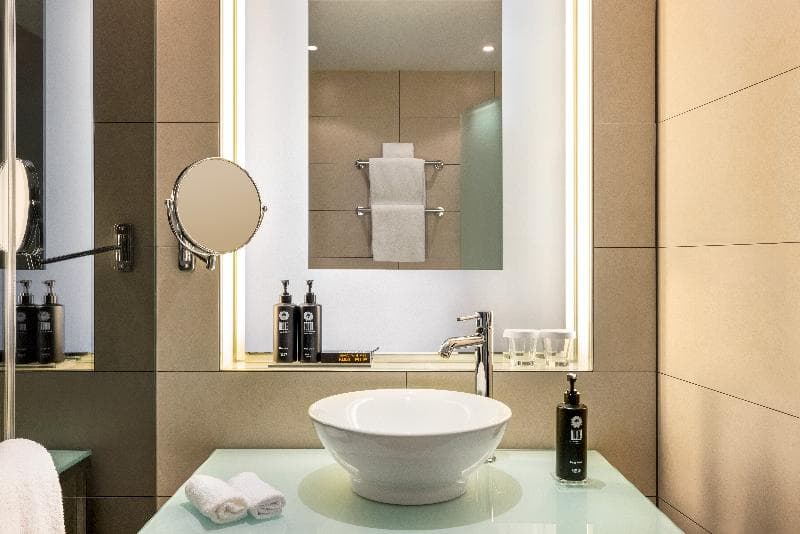 Vienna House By Wyndham Andel'S Berlin image 2