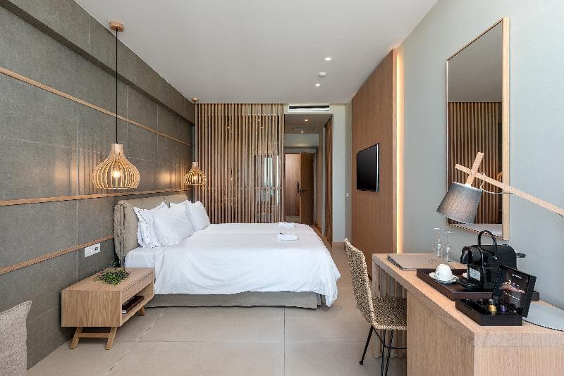 Ikones Seafront Luxury Suites image 1