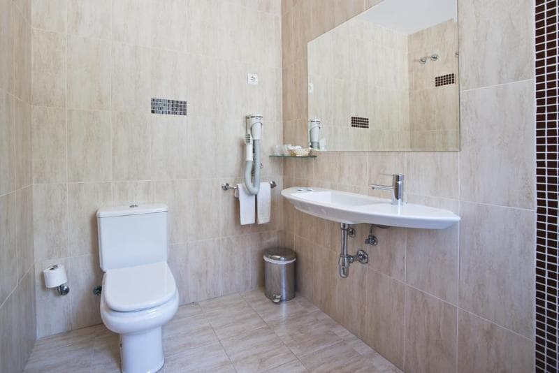 Hostal T4 image 1