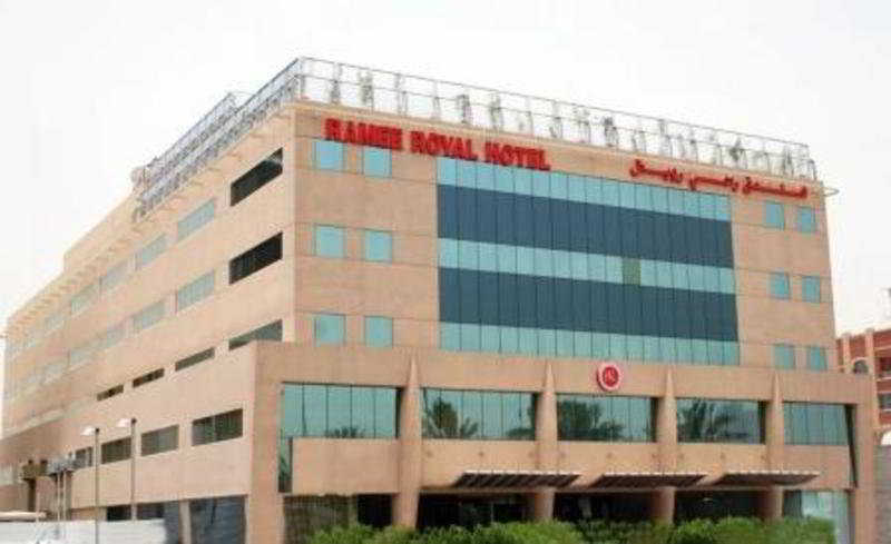 Stay at Ramee Royal Hotel Dubai