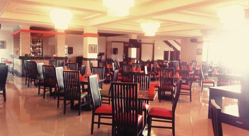 Queen Garden Hotel image 1