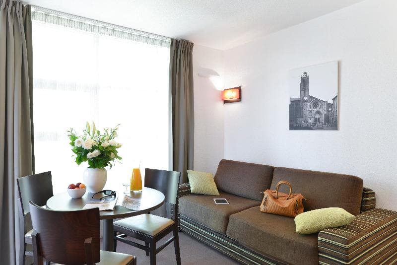 Aparthotel Adagio access Toulouse Saint-Cyprien image 1