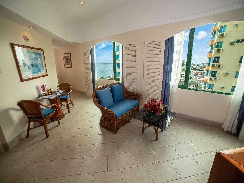Hotel Colon Salinas image 2