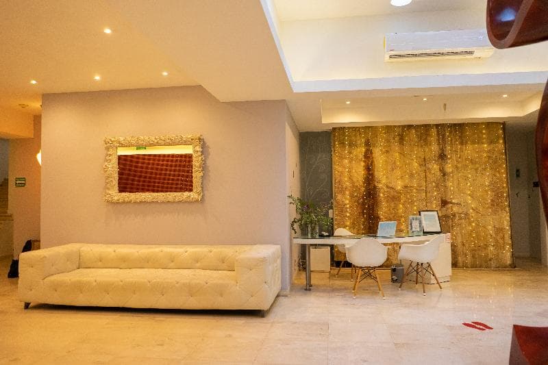 In Fashion Hotel and Spa - Main View