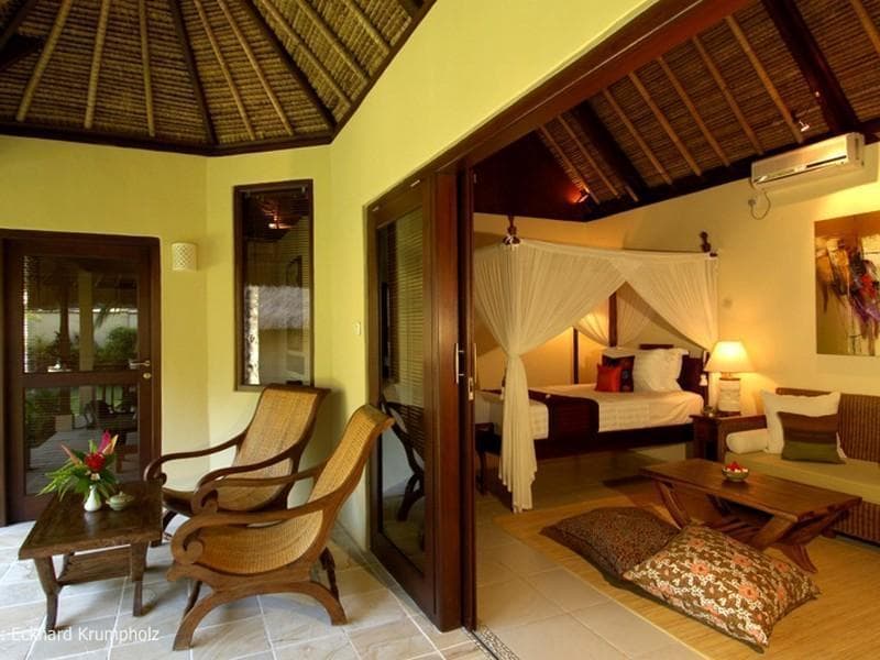 Alamanda Dive & Spa Resort image 1