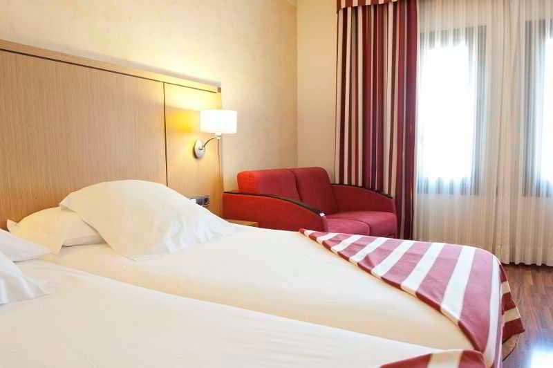 Duran Hotel & Restaurant image 2