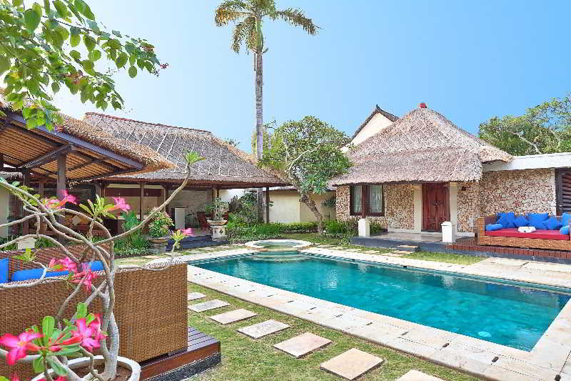 Stay at The Club Villas Seminyak