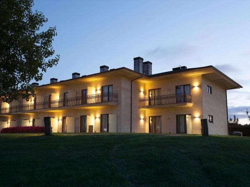 Spa Attica 21 Vilalba image 2