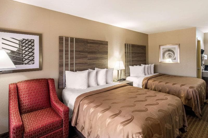 Stay at Quality Inn Paris
