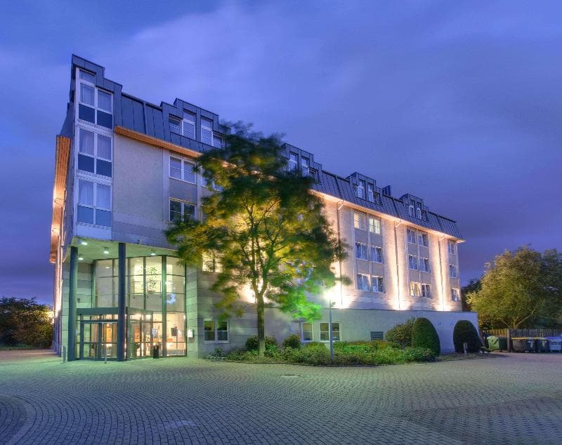 B&B HOTEL Krefeld Süd image 2