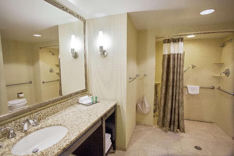 Hilton St. Louis Frontenac image 2