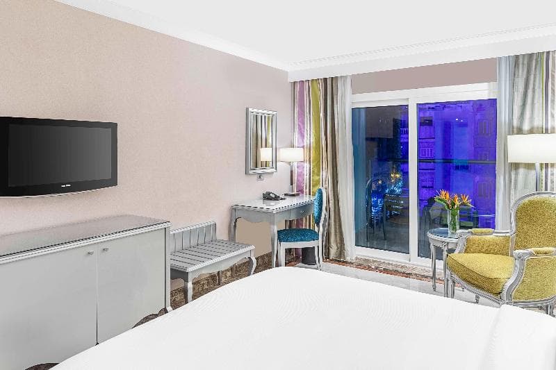 Hilton Alexandria Corniche Hotel image 2