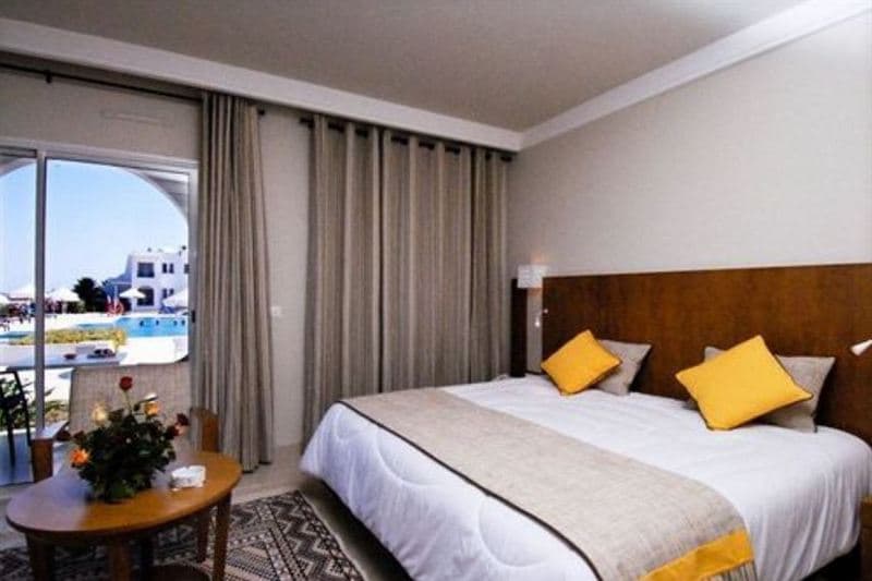 Vincci Helios Beach image 1
