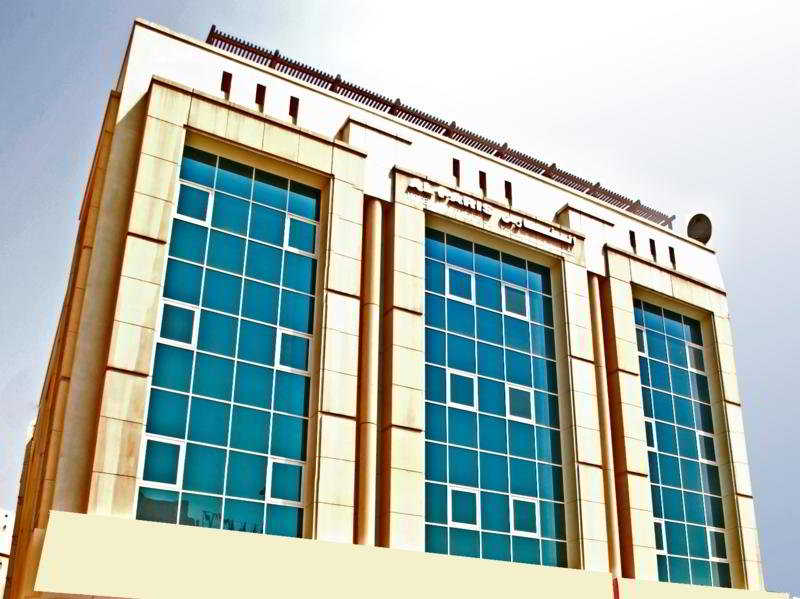 Stay at Al Faris 3 Deluxe Hotel Apartments