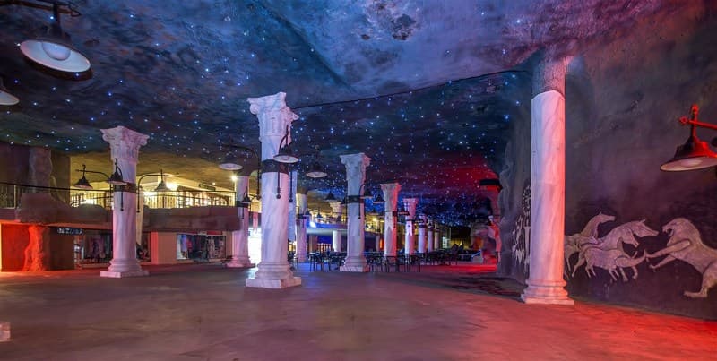 Starlight Resort Hotel image 1