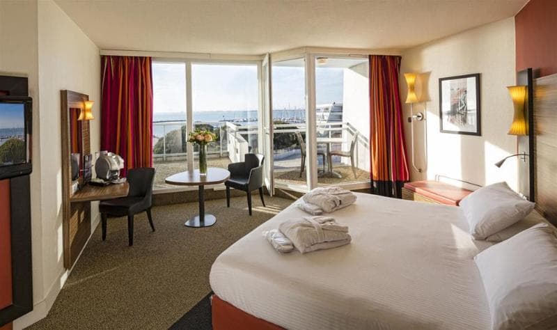 Hôtel & Spa Les Bains de Camargue by Thalazur image 2