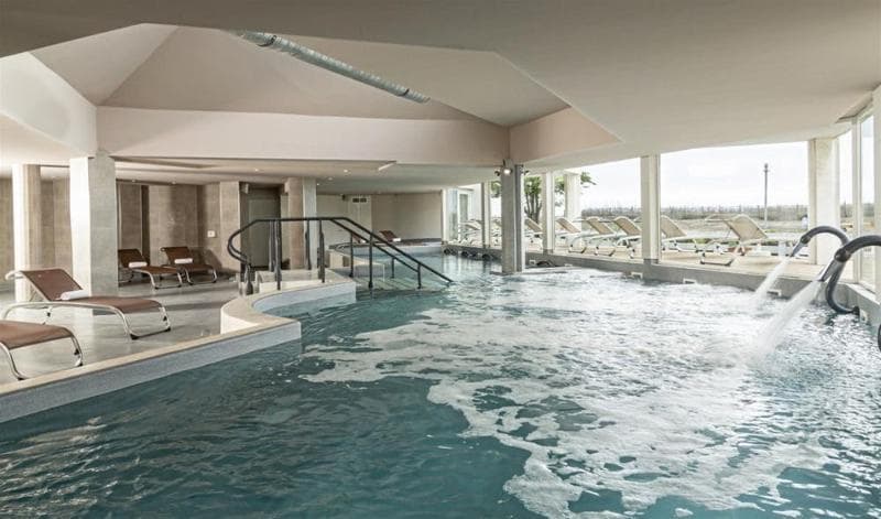 Hôtel & Spa Les Bains de Camargue by Thalazur image 1