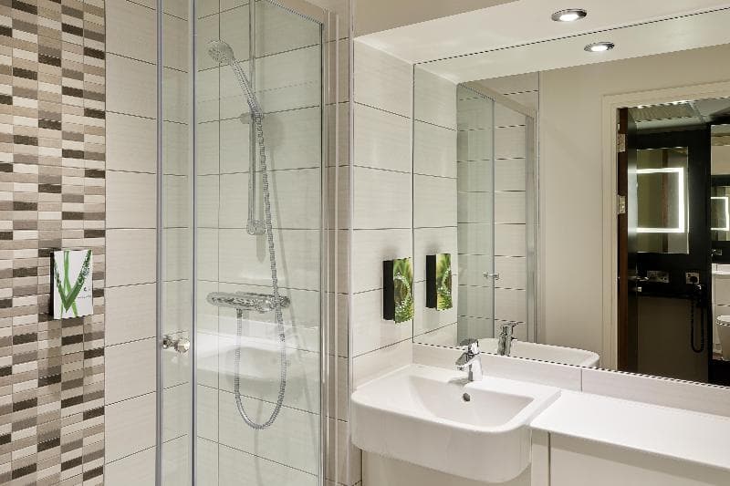 Premier Inn Belfast City Cathedral Quarter image 2