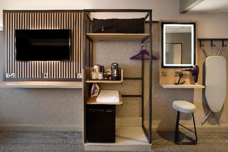 Premier Inn Belfast City Centre Alfred St image 2