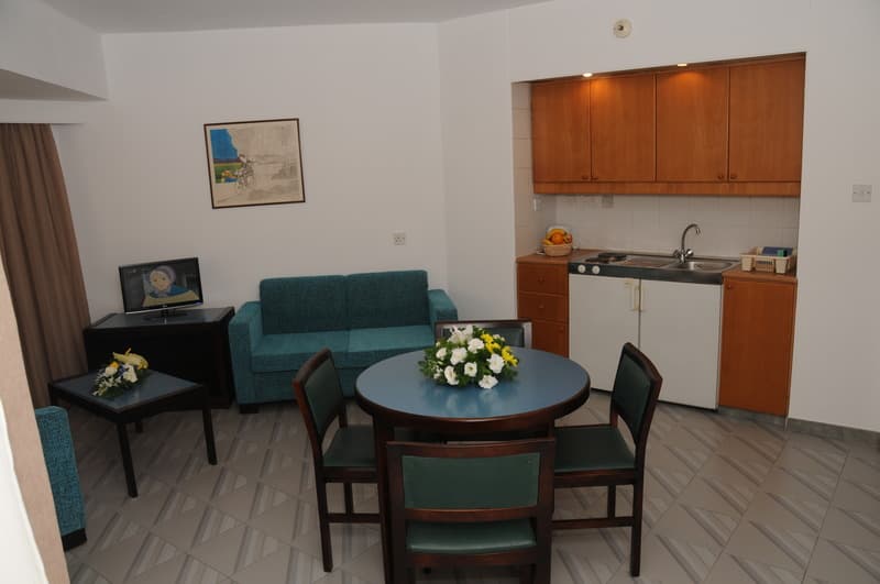 Atrium Zenon Hotel Apts image 2