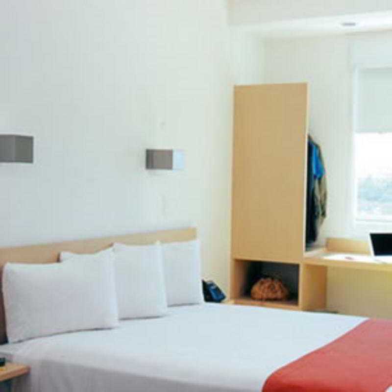 One Saltillo Derramadero image 1