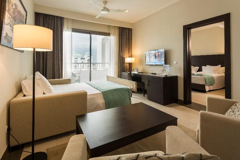 Barcelo Concorde Green Park Palace image 1