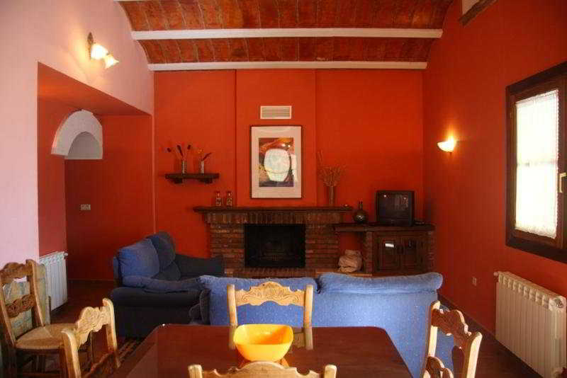 Cuevas La Granja image 2