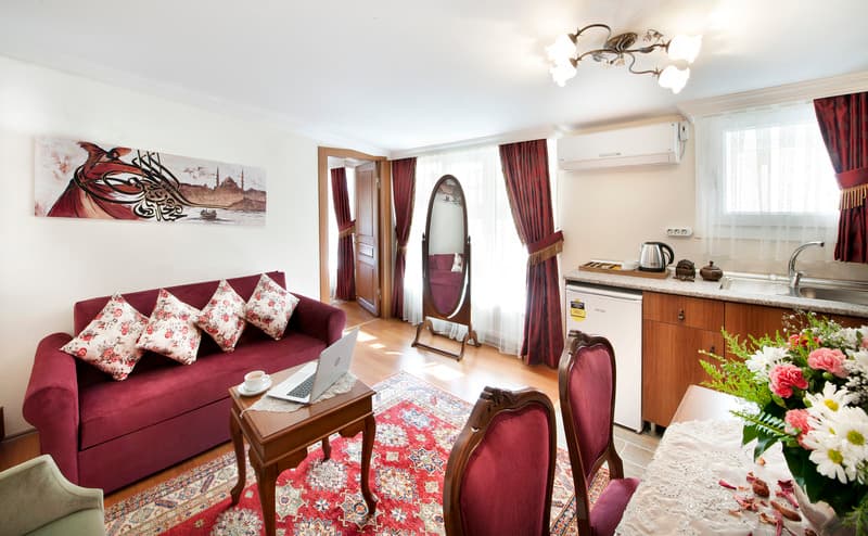 Sultan House image 2