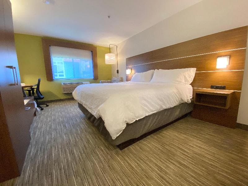 Holiday Inn Express And Suites Park City image 2