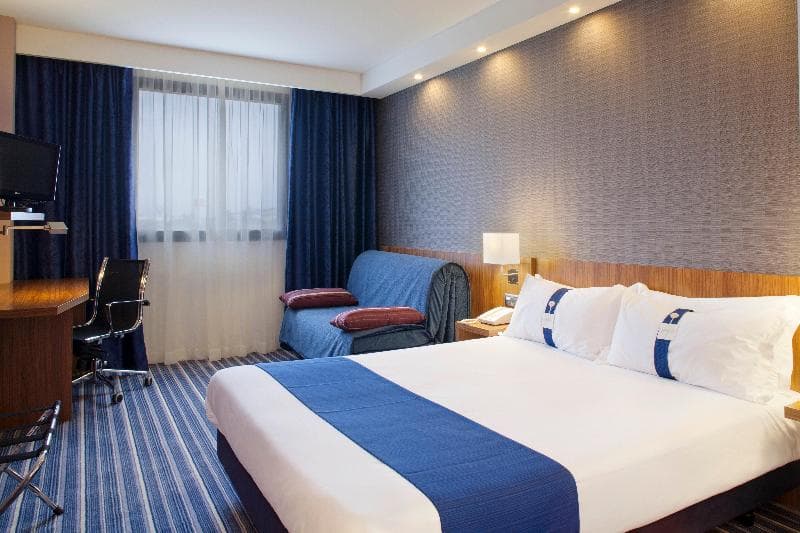 Holiday Inn Express Campo De Gibraltar - Barrios image 1