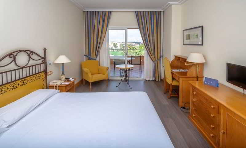 Hotel Alicante Golf image 2