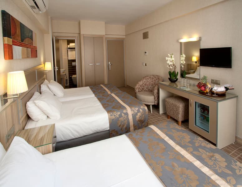 Nanda Hotel image 2
