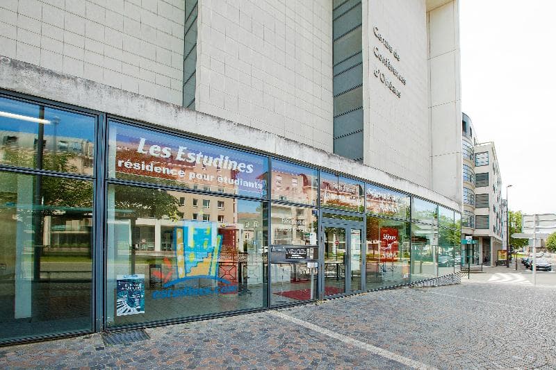 Sejours & Affaires Orleans Jeanne d'Arc image 2