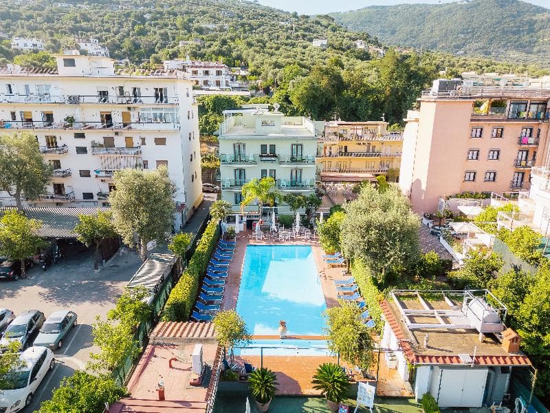 Stay at Comfort Hotel Gardenia Sorrento Coast