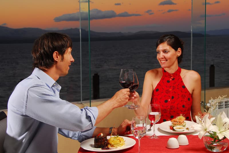 Alma del Lago Suites & Spa image 1