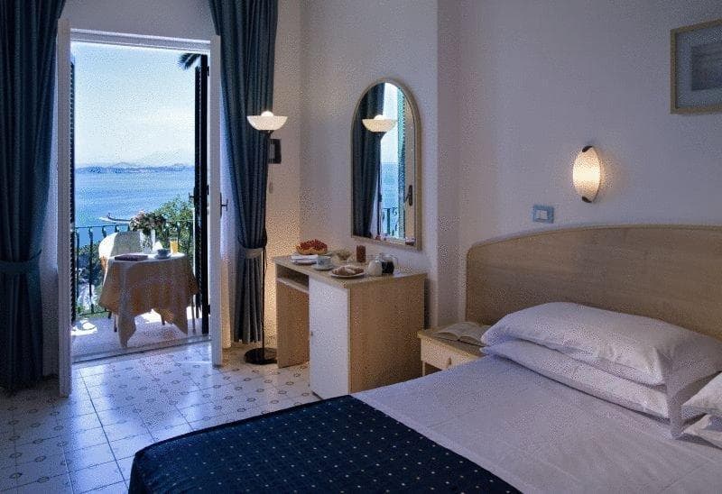 Villa Ireos image 2