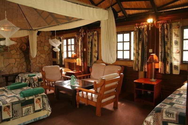 Sikumi Tree Lodge image 1