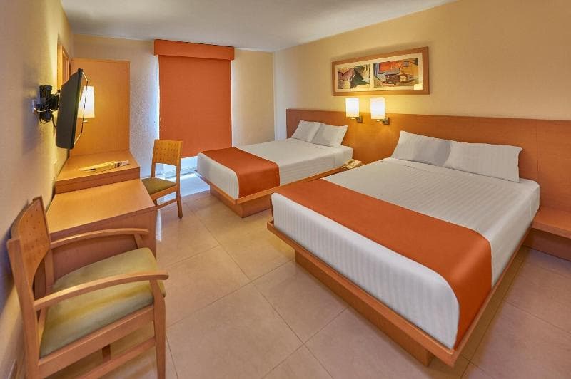 City Express Mazatlan image 1