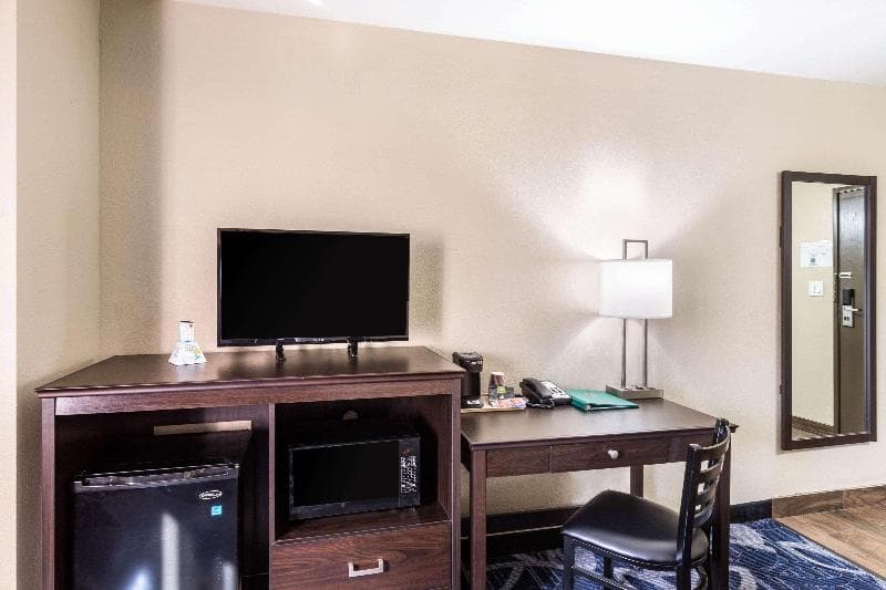 Quality Inn Downtown Salt Lake City image 1